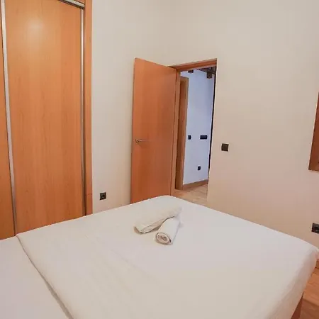 아파트 Duplex En Calle Carreteria *
